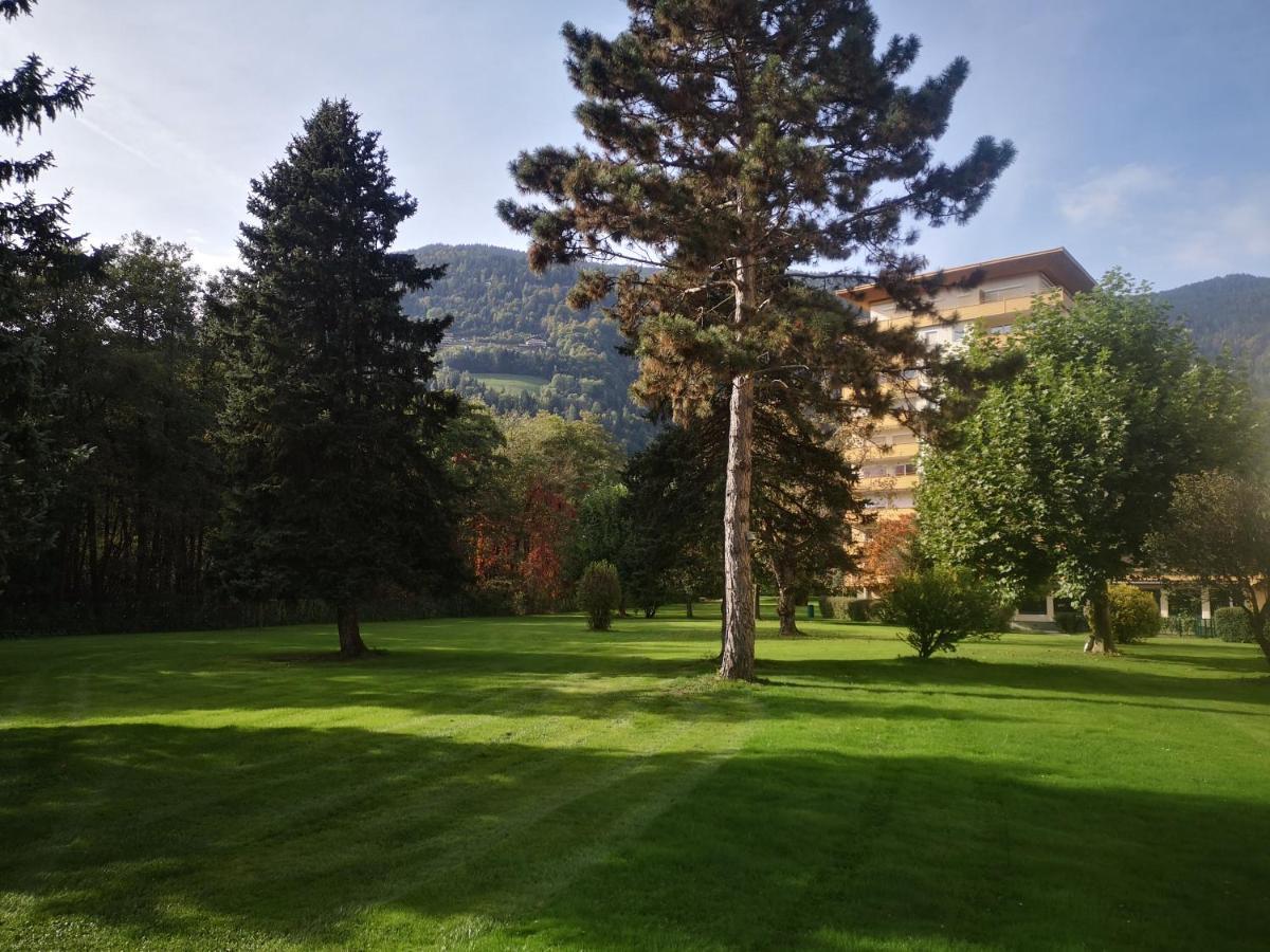 Kaernten Ossiacher See Apartment Zwei Zimmer Ferienwohnung Direkter Seezugang Strand Beheizte Schwimmhalle โบเดนสดอร์ฟ ภายนอก รูปภาพ