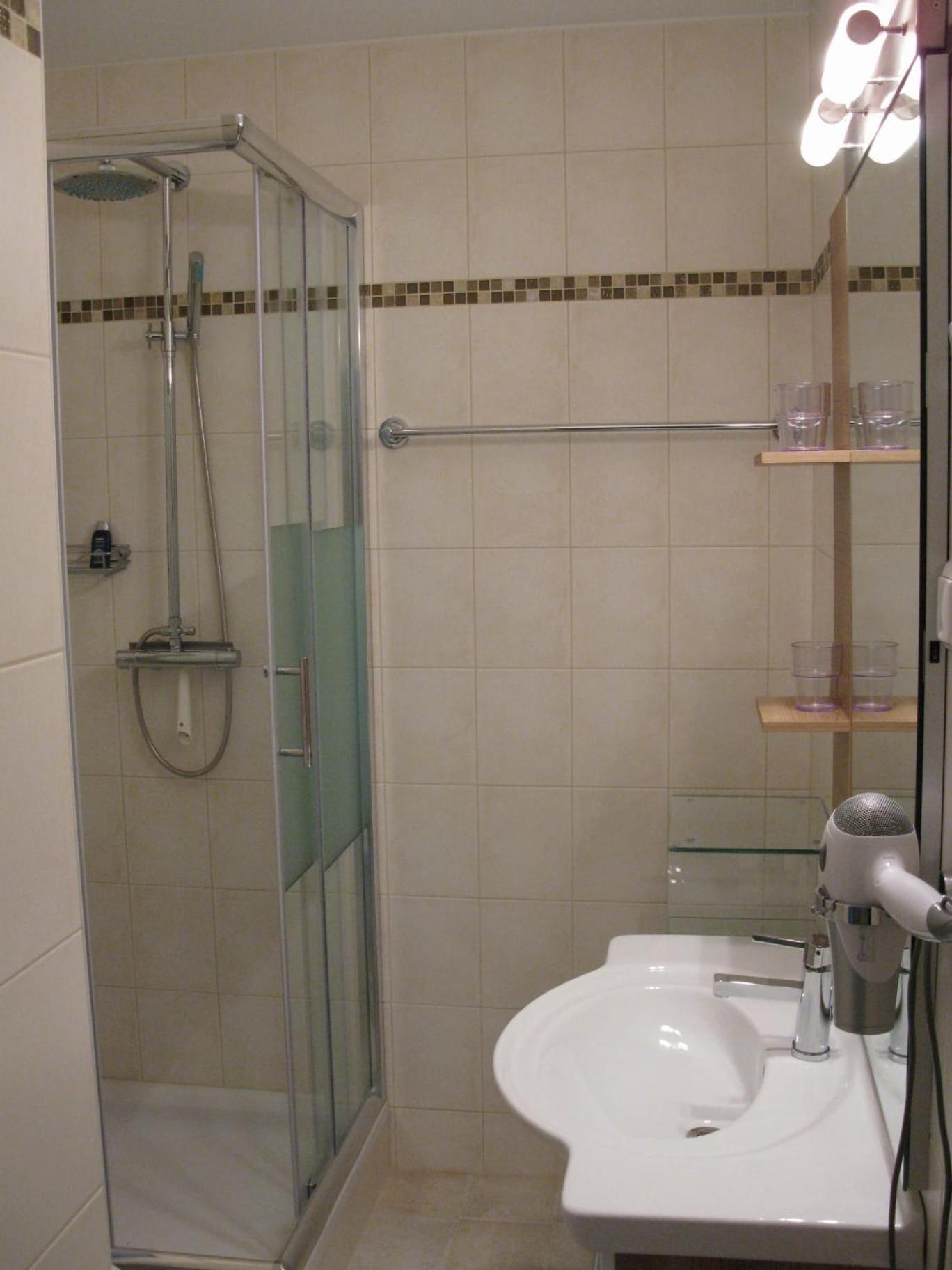 Kaernten Ossiacher See Apartment Zwei Zimmer Ferienwohnung Direkter Seezugang Strand Beheizte Schwimmhalle โบเดนสดอร์ฟ ภายนอก รูปภาพ